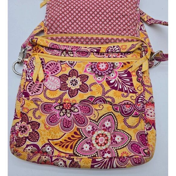 Vera Vradley Colorful Quilted Floral Shoulder Bag With Adjustable Strap & Pocket - Picture 5 of 7